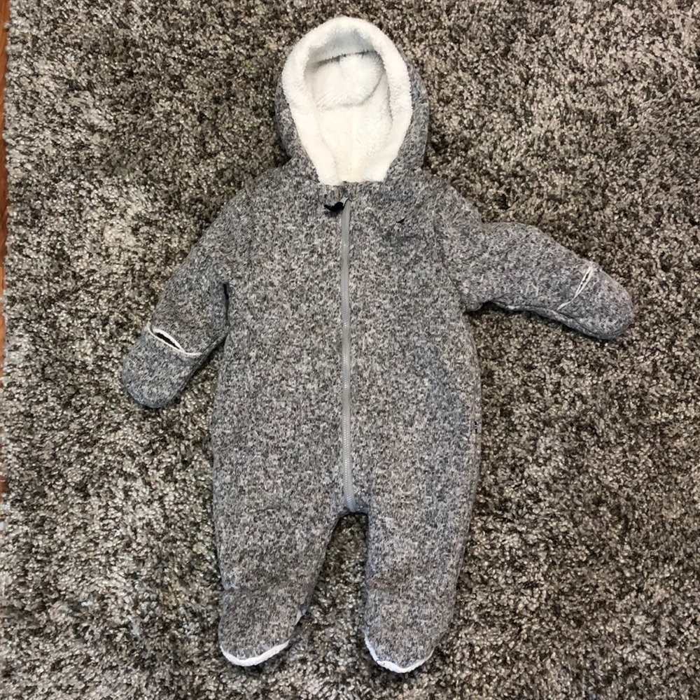 3/6 M Nautica knit baby bunting